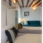 Apartment Pina *