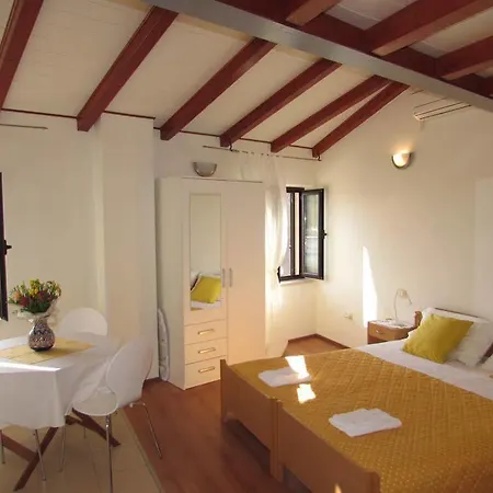 Appartement Pina *